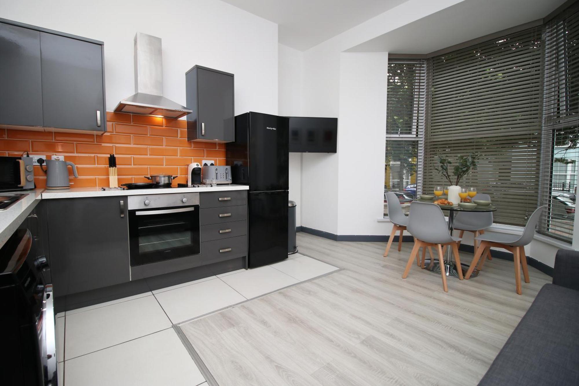 Fully Equipped Kitchen, Parking, City Centre Swansea Luaran gambar